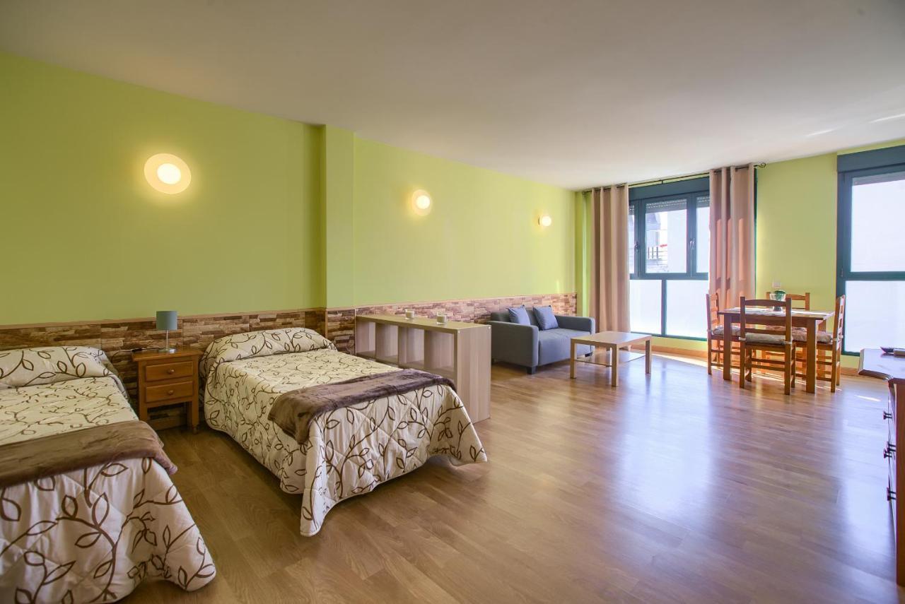 Apartamentos Barajas Madrid Kültér fotó