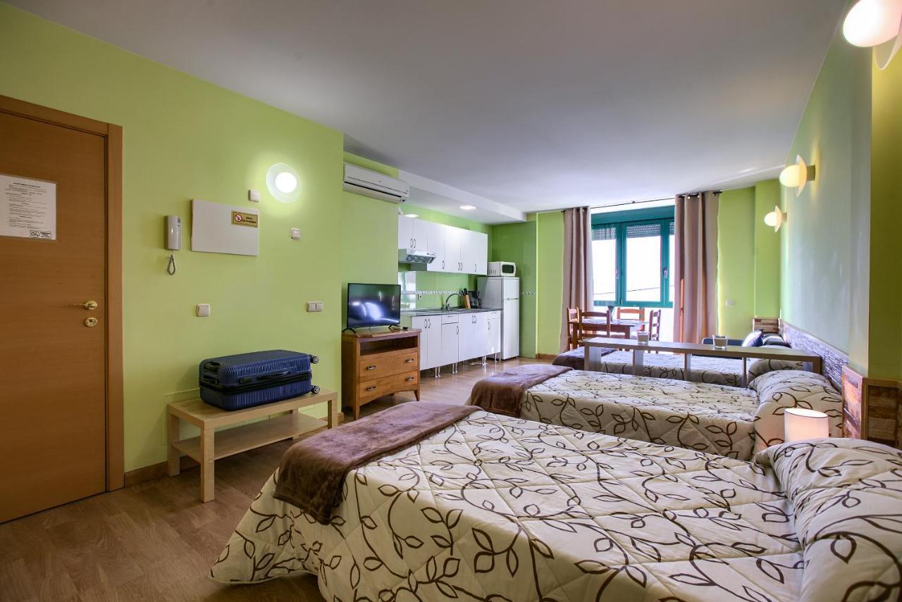 Apartamentos Barajas Madrid Kültér fotó