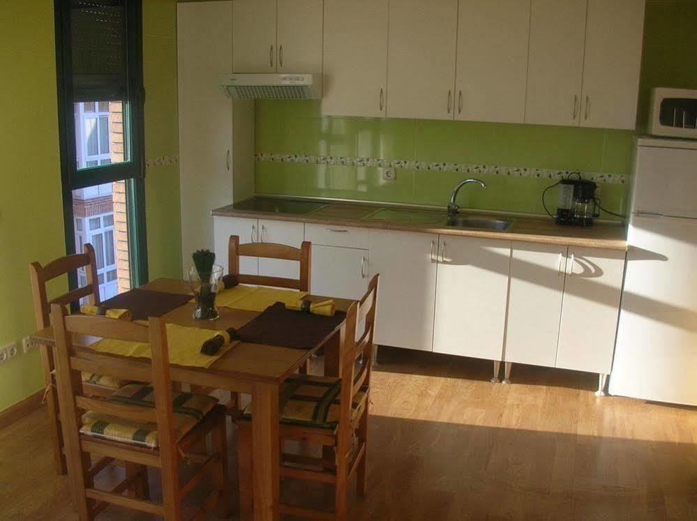 Apartamentos Barajas Madrid Kültér fotó